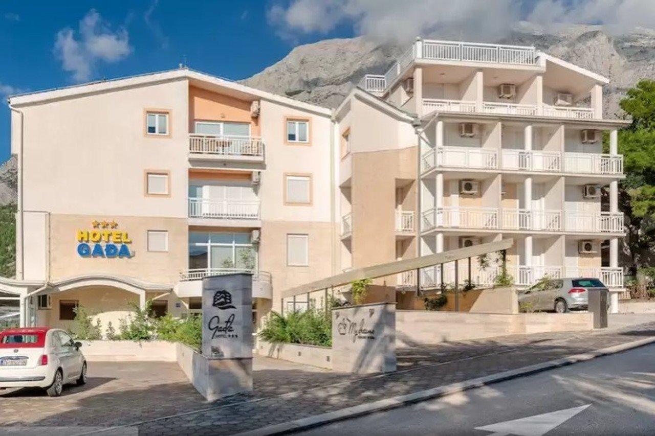 Gada Hotel Baska Voda Luaran gambar