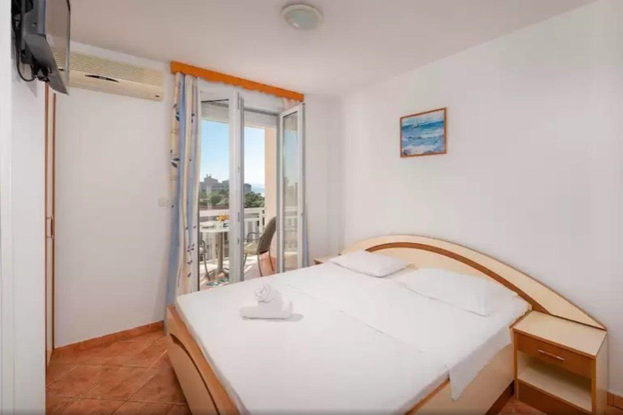 Gada Hotel Baska Voda Luaran gambar